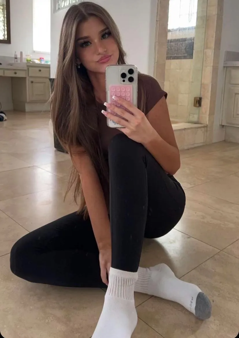 Brooke Monk hard humiliation (part 2)