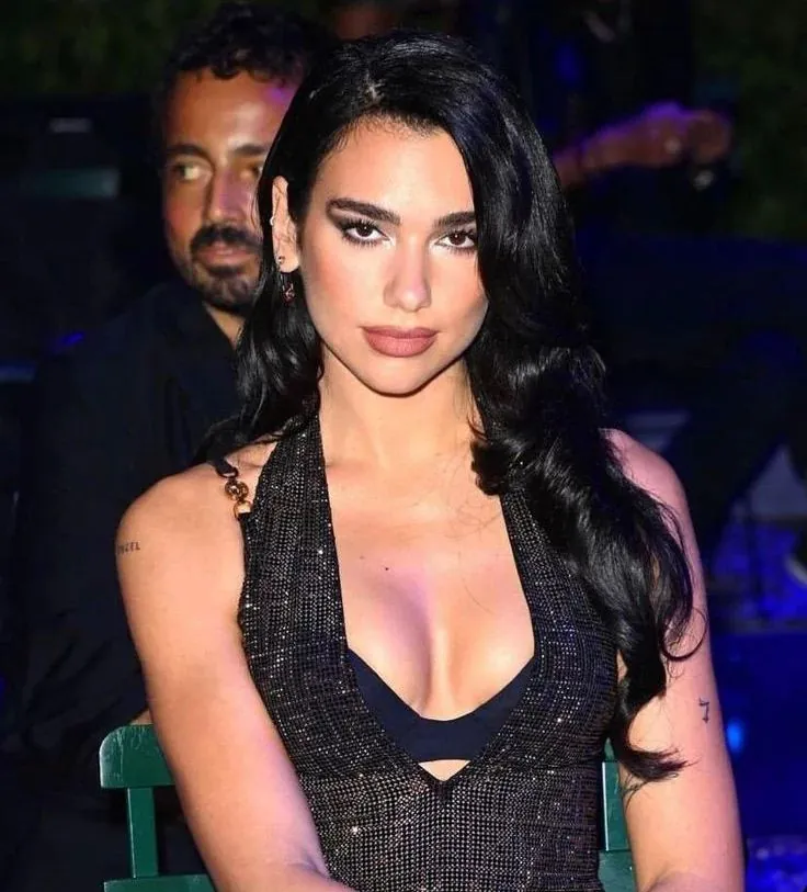 Dua Lipa's assistant [Light femdom, Edging]