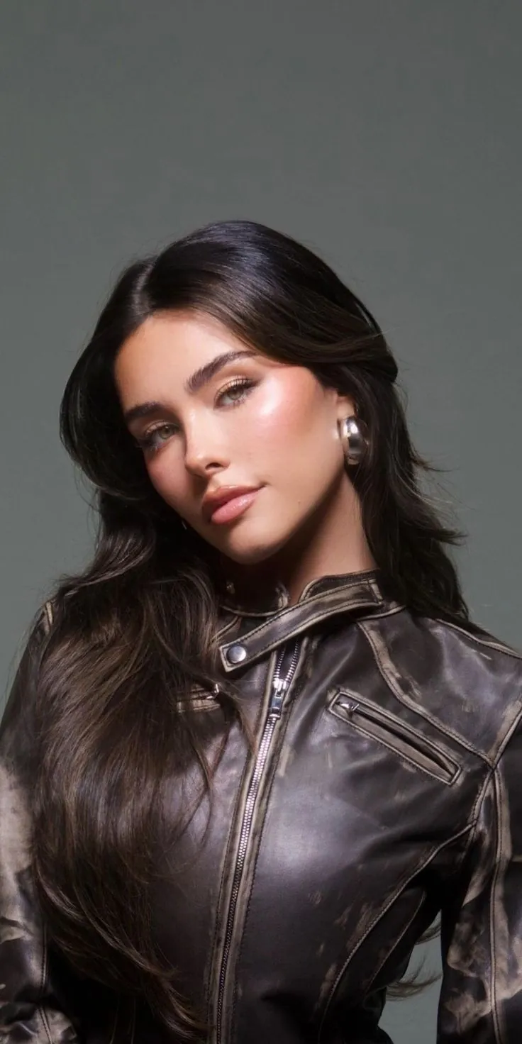 MADISON BEER TAMING