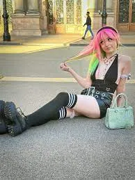 [L]Eva Violet[Light Femdom][[Dice][Edging]